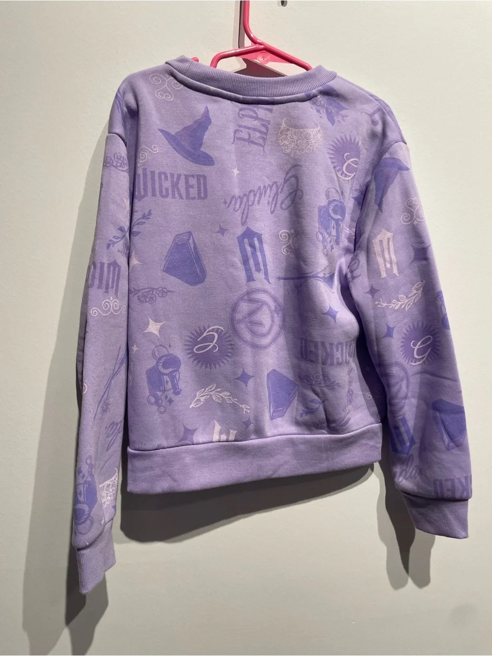 Wicked Girls Icons Printed Crewneck Fleece Sweatshirt Purple (8) Medium NWT